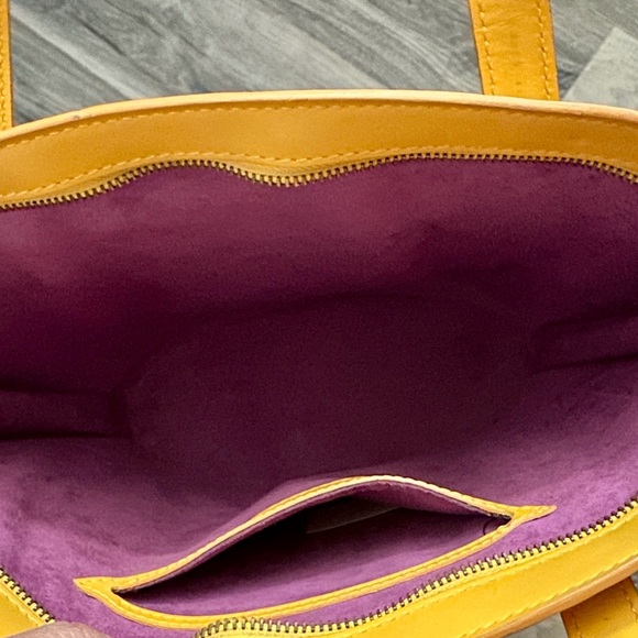 Authentic LV St Jaques PM - Picture 4 of 4